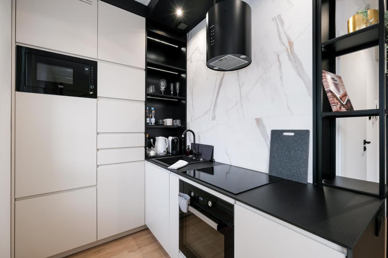 City Mood Apartamenty Lodz Fabryczna 450M Wszystko Nowe Exterior photo